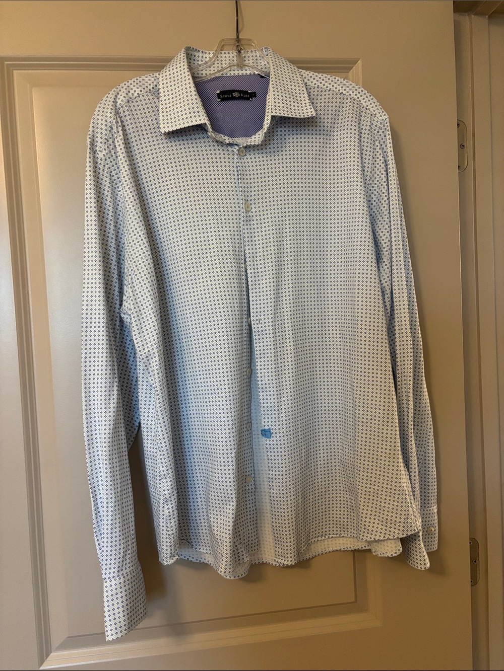 Stone Rose Light Blue Micro-Pattern Men’s Dress Shirt in Size 5